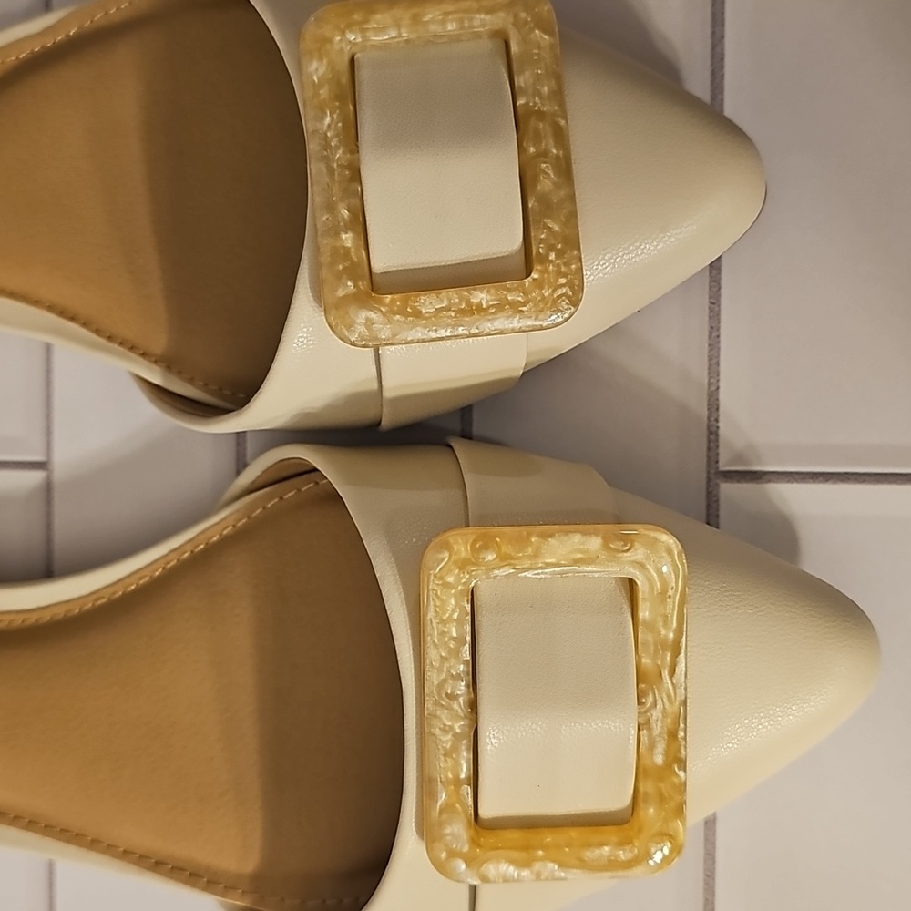 Lauren Conrad Elegant Cream Women's Shoes with Gold Buckle - Picture 3 of 7